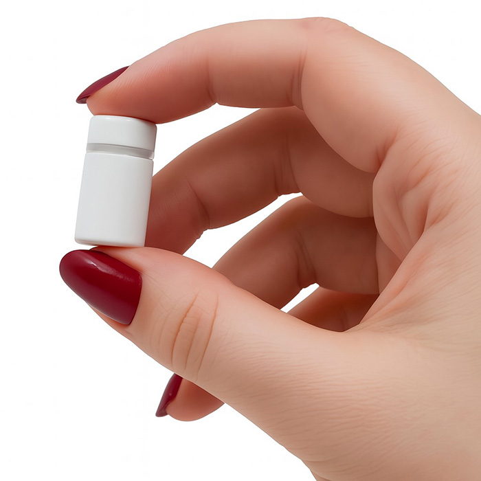 Witte afstandhouder 12mm compleet met schroef, plug en rubberen ring – montageklaar